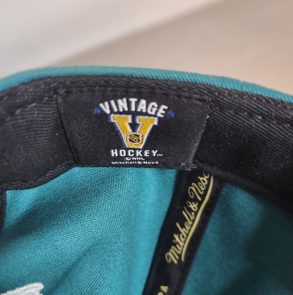 Mitchell & Ness Anaheim Mighty Ducks Cap - Picture 9 of 9